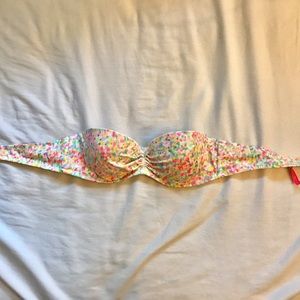 Victoria’s Secret bikini top